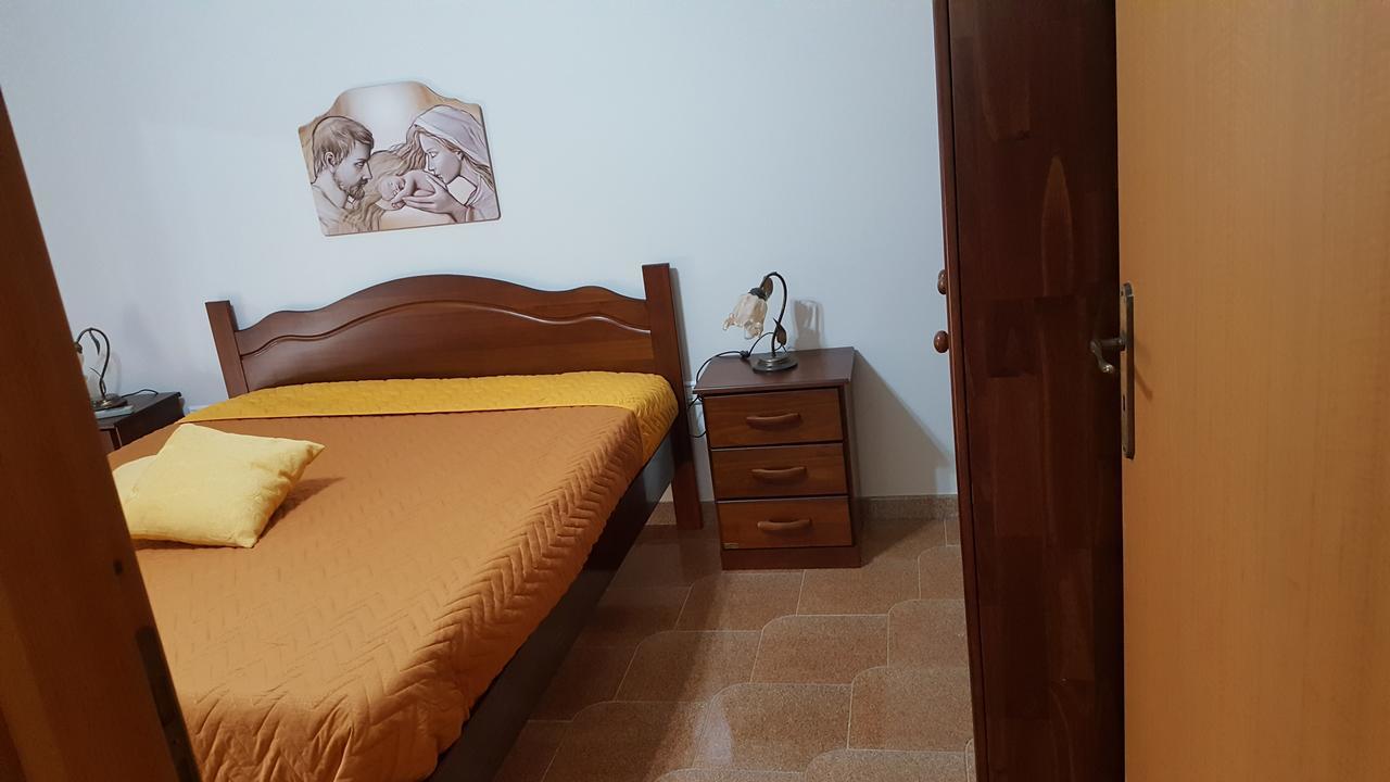 Casa Turismo "Madonna Del Paradiso" マツァーラ・デル・ヴァッロ エクステリア 写真
